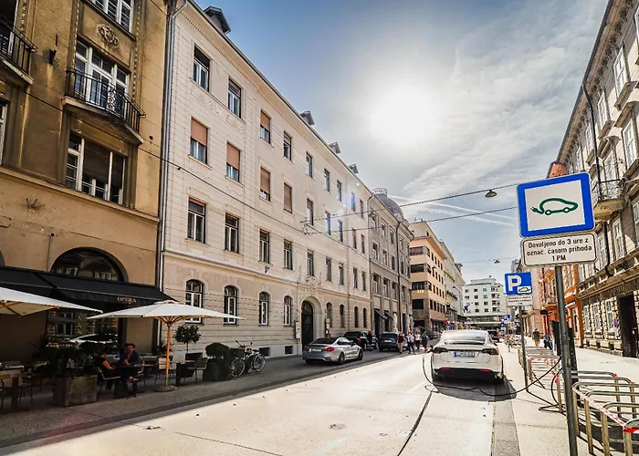 Apartament Cankar's Private Place The Luxe *