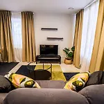 アパート Cankar's Private Place The Luxe リュブリャナ